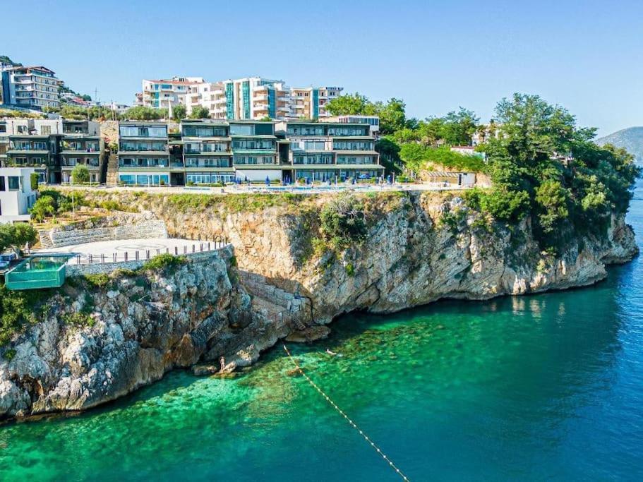 Aquamarine 2, Appartement Vlorë